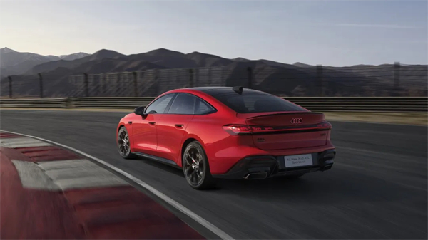 全新上汽奥迪A5L Sportback正式上市，限时臻享价25.99万元起